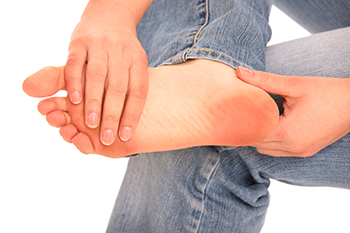 Why Do My Toes Cramp? - Podiatrist & Foot Surgeon LA - Blog