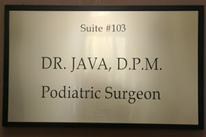Foot & Ankle Surgery Specialist in the Los Angeles, West Hollywood, CA 90048 area